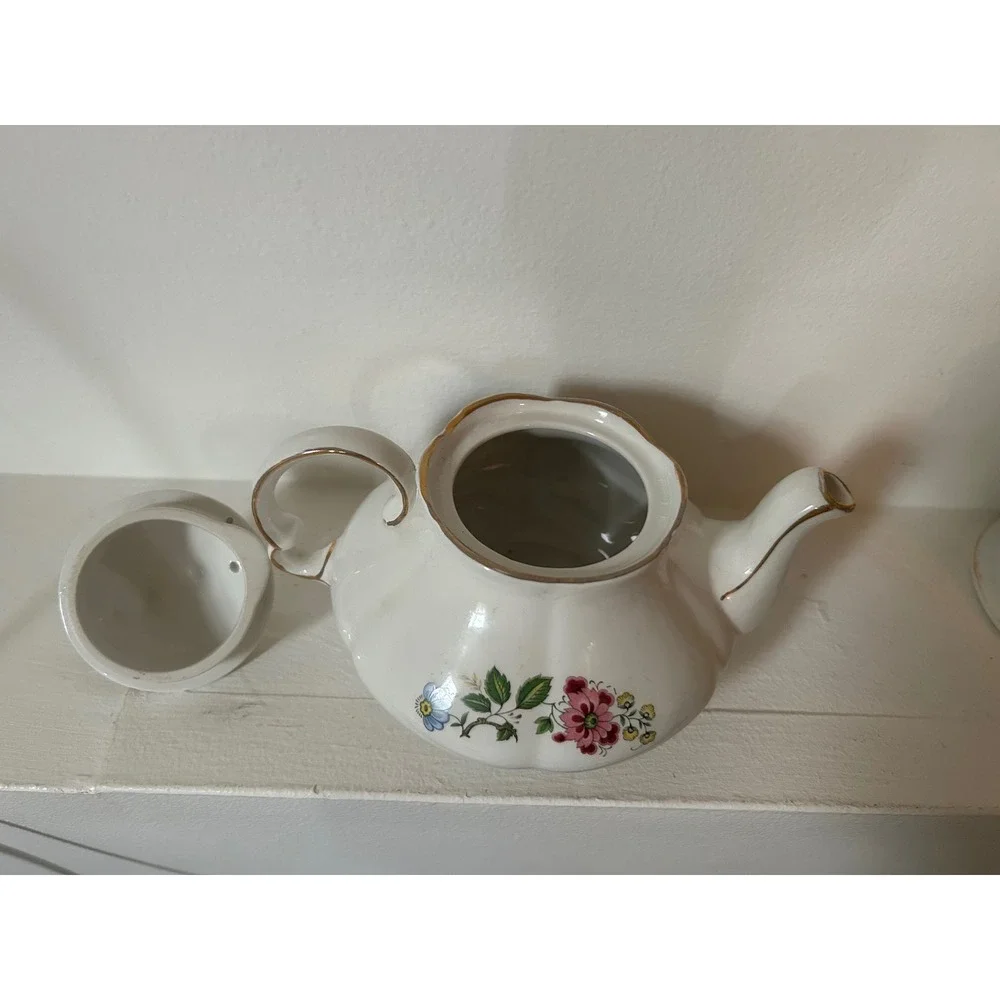 Ellgreave Wood & Sons Ironstone Teapot Bird and Floral Gold Gilt England 557 D